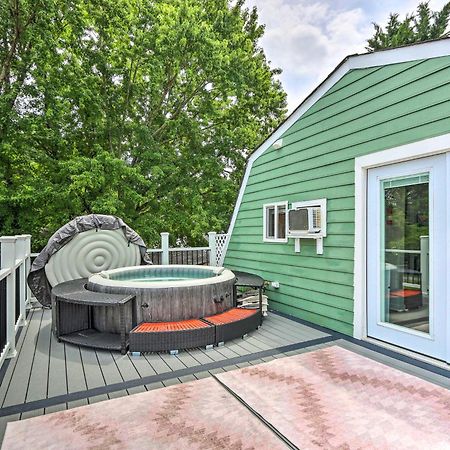 Epic Brunswick Apartment, Deck With Private Hot Tub! Exterior foto